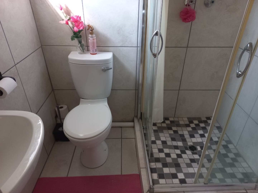 0 Bedroom Property for Sale in Dealesville Free State